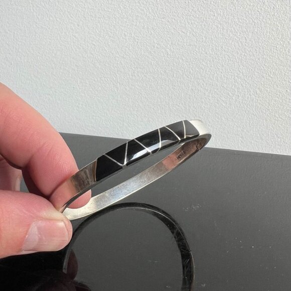Vintage Mexico Silver Bracelet, Inlaid Onyx - Picture 2 of 5